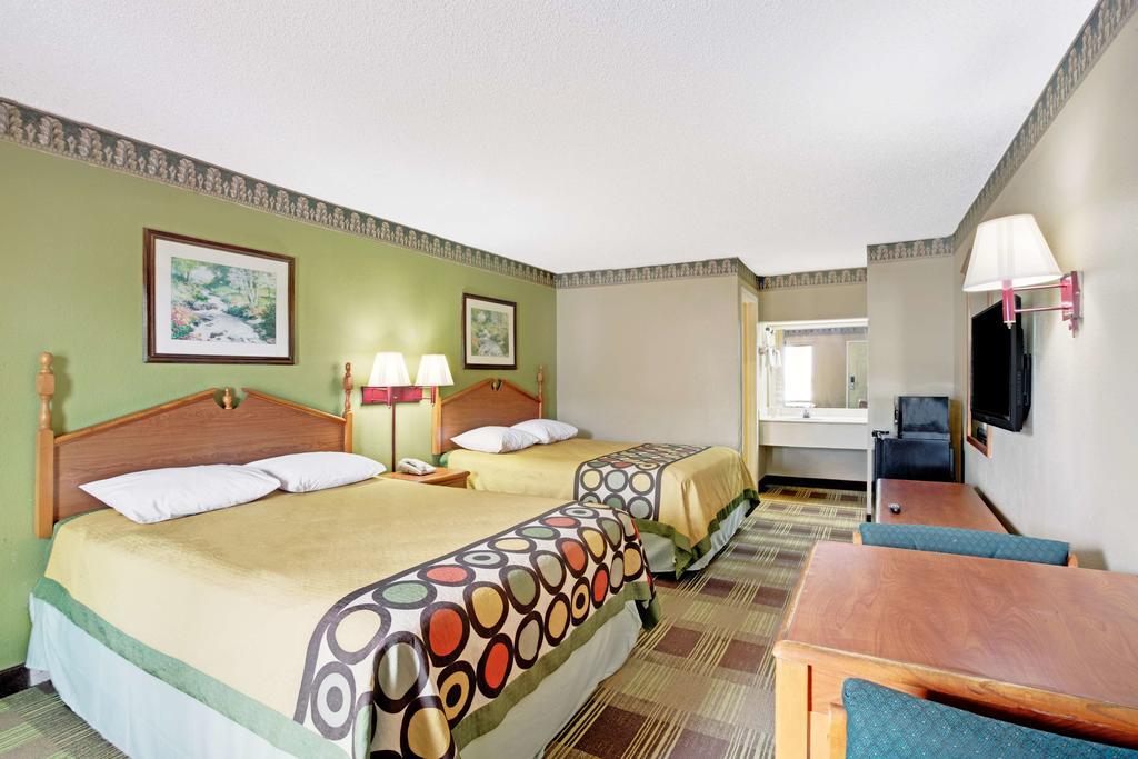 Super 8 Newnan Hotel Eksteriør billede