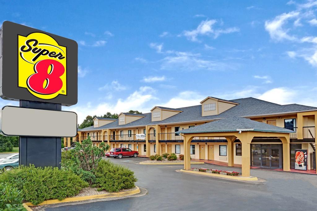 Super 8 Newnan Hotel Eksteriør billede